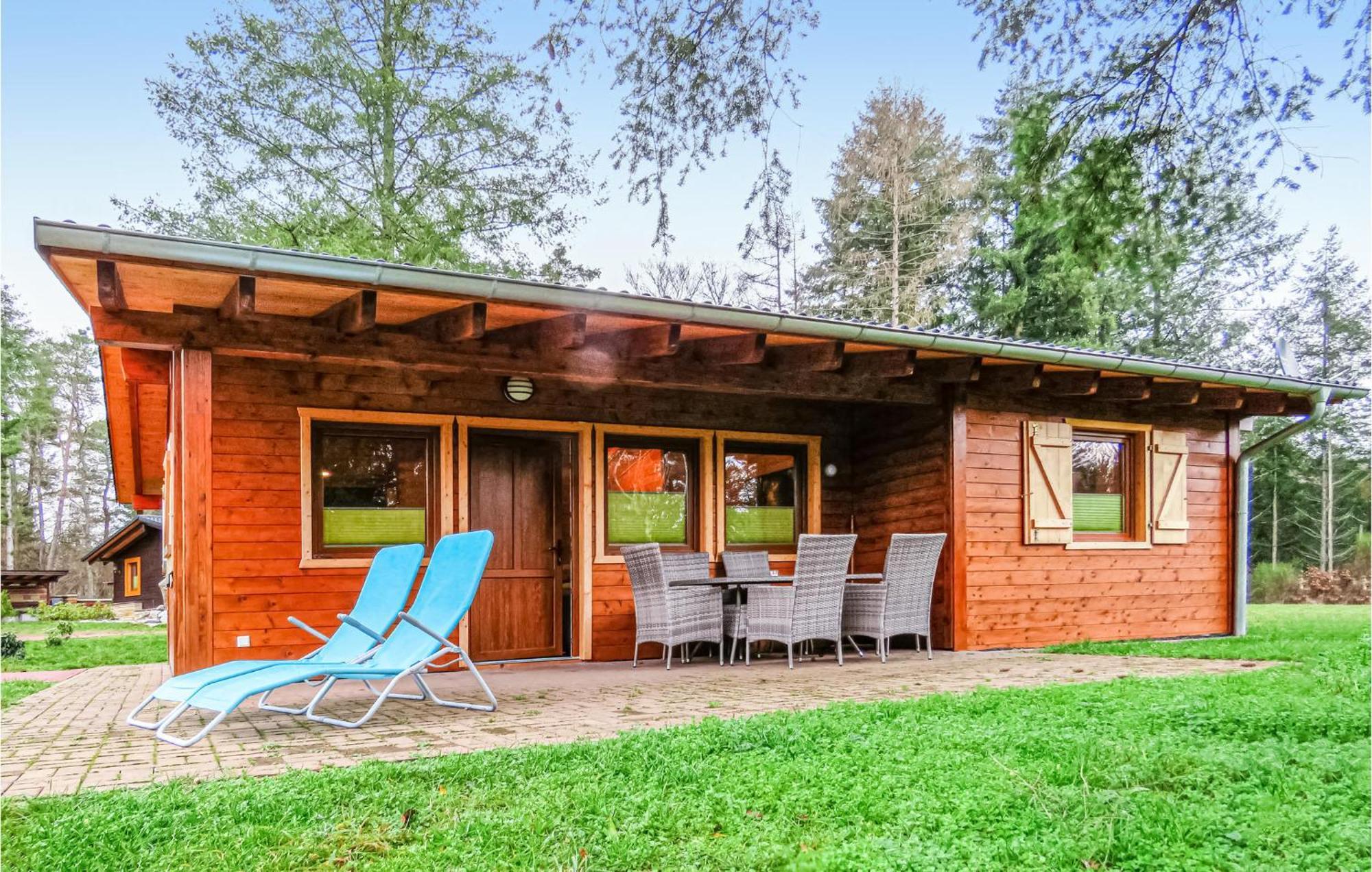 Lovely Home In Merzalben With Wifi Exterior photo